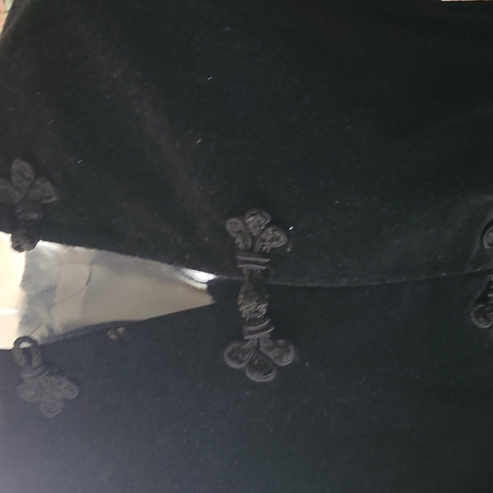 Jacket - Picture 3 of 10